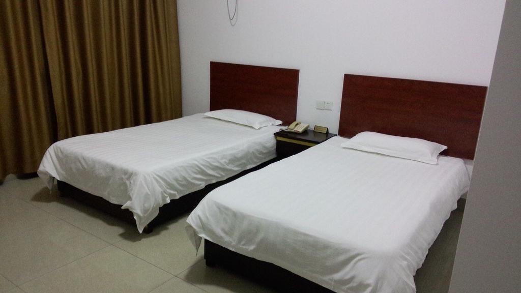 Weihai Times Business Hotel Стая снимка