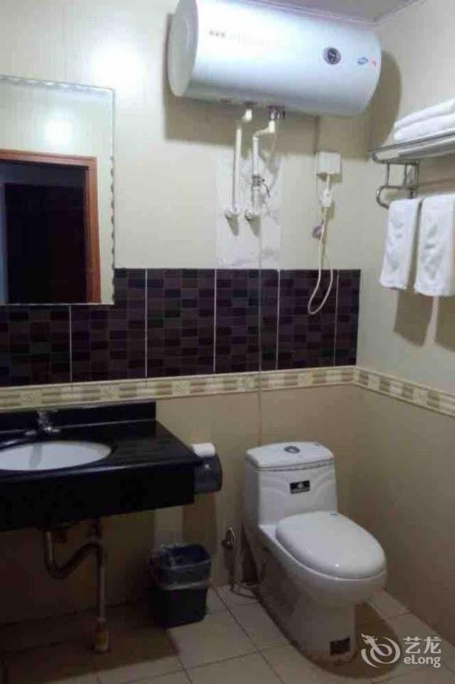 Weihai Times Business Hotel Екстериор снимка